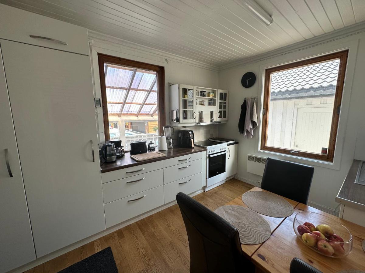 Oslo Guest House Twin & Family Room Kjeller Exterior foto